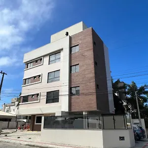 Residencial Yuema Bombinhas